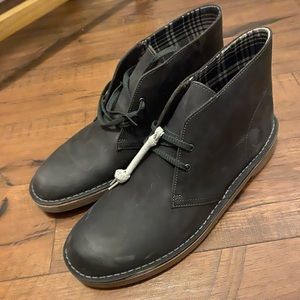 Clarks casual boots/dress up shoes